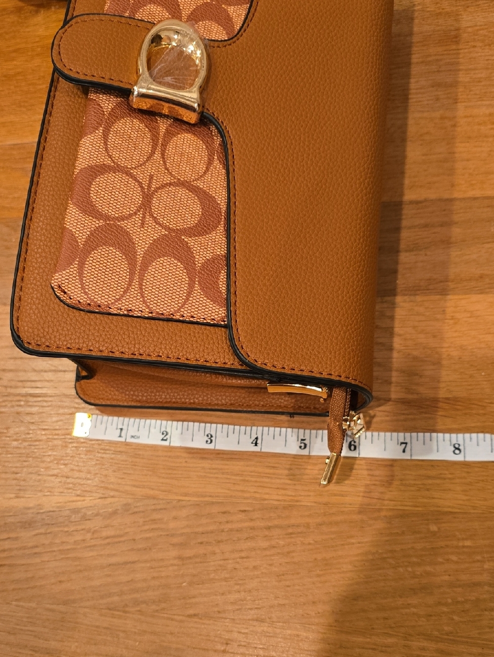 FASHION Signature Brown Leather Crossbody Bag - Picture 7 of 7